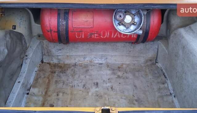 Жовтий ВАЗ 2106, об'ємом двигуна 1.3 л та пробігом 100 тис. км за 1000 $, фото 21 на Automoto.ua