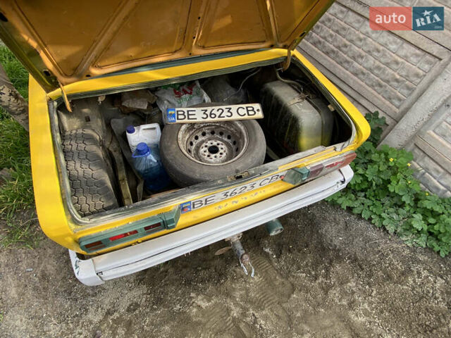 Желтый ВАЗ 2106, объемом двигателя 1.6 л и пробегом 740 тыс. км за 581 $, фото 7 на Automoto.ua