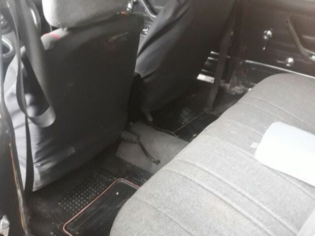 Желтый ВАЗ 2106, объемом двигателя 1.3 л и пробегом 20 тыс. км за 850 $, фото 2 на Automoto.ua