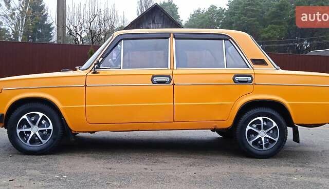 Жовтий ВАЗ 2106, об'ємом двигуна 1.3 л та пробігом 100 тис. км за 1000 $, фото 5 на Automoto.ua
