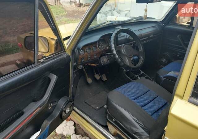 Желтый ВАЗ 2106, объемом двигателя 0 л и пробегом 293 тыс. км за 1200 $, фото 1 на Automoto.ua
