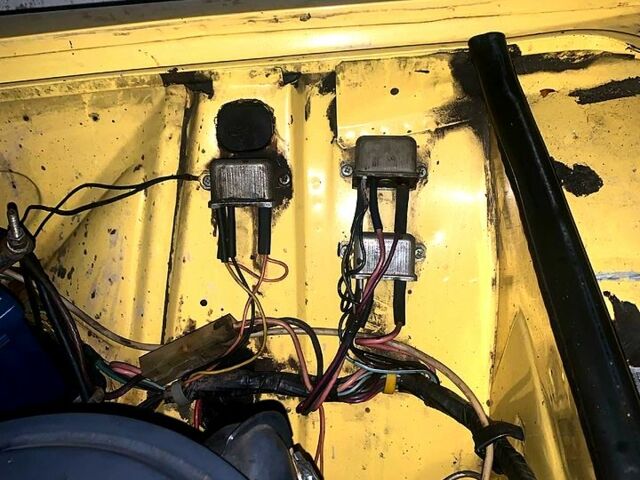 Жовтий ВАЗ 2106, об'ємом двигуна 1.5 л та пробігом 59 тис. км за 2500 $, фото 8 на Automoto.ua