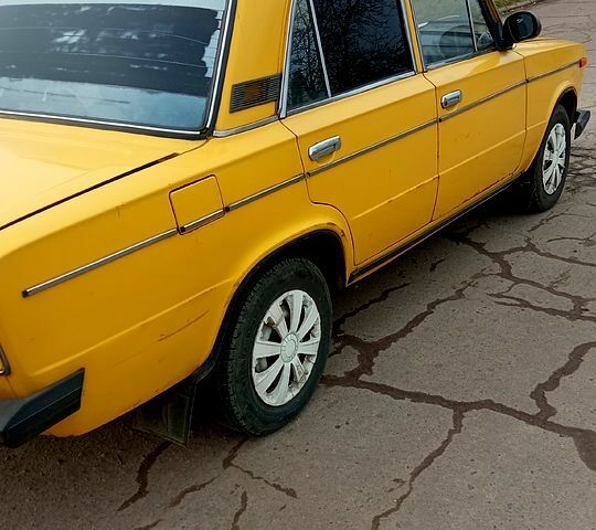 Желтый ВАЗ 2106, объемом двигателя 1.5 л и пробегом 96 тыс. км за 900 $, фото 1 на Automoto.ua