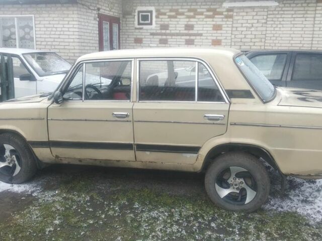 Желтый ВАЗ 2106, объемом двигателя 0 л и пробегом 5 тыс. км за 500 $, фото 5 на Automoto.ua