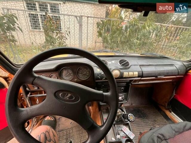 Желтый ВАЗ 2106, объемом двигателя 1.6 л и пробегом 10 тыс. км за 640 $, фото 5 на Automoto.ua