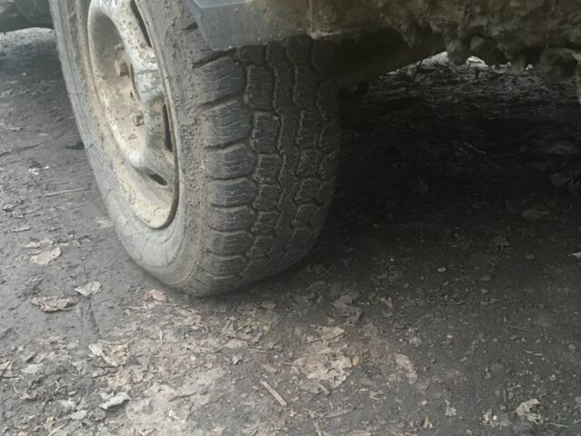 Жовтий ВАЗ 2106, об'ємом двигуна 0 л та пробігом 200 тис. км за 600 $, фото 3 на Automoto.ua