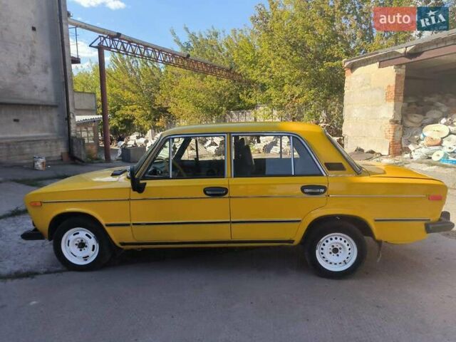 Желтый ВАЗ 2106, объемом двигателя 1.5 л и пробегом 67 тыс. км за 1333 $, фото 2 на Automoto.ua