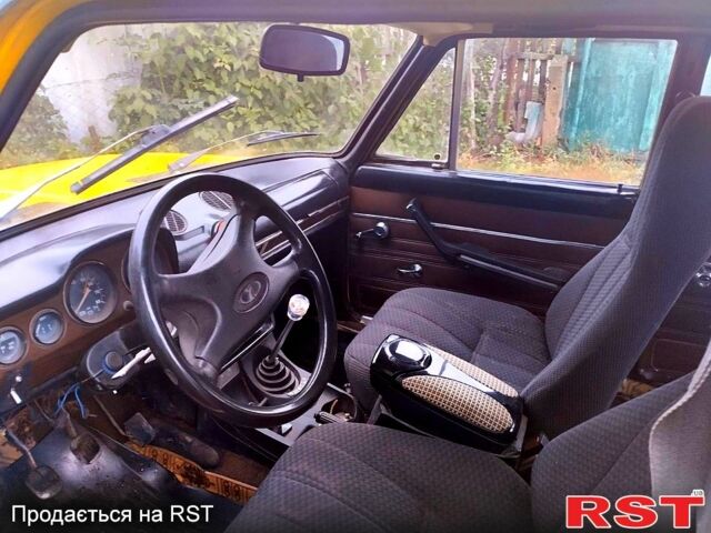 Жовтий ВАЗ 2106, об'ємом двигуна 1.5 л та пробігом 200 тис. км за 800 $, фото 3 на Automoto.ua