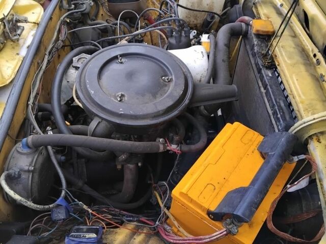 Желтый ВАЗ 2106, объемом двигателя 1.3 л и пробегом 50 тыс. км за 832 $, фото 6 на Automoto.ua