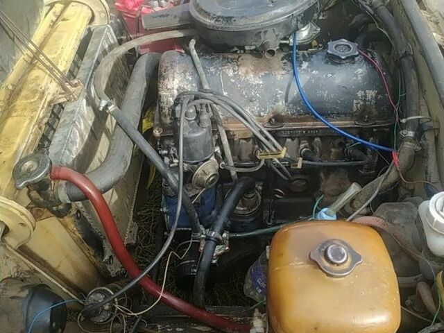 Желтый ВАЗ 2106, объемом двигателя 1.1 л и пробегом 567 тыс. км за 241 $, фото 4 на Automoto.ua