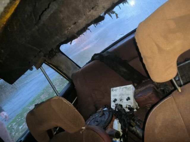 Желтый ВАЗ 2106, объемом двигателя 1.5 л и пробегом 1 тыс. км за 178 $, фото 6 на Automoto.ua