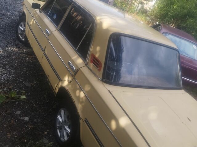 Жовтий ВАЗ 2106, об'ємом двигуна 1 л та пробігом 80 тис. км за 571 $, фото 3 на Automoto.ua