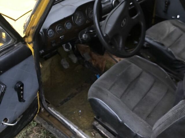 ВАЗ 2106 1986 в Староконстантинов на Automoto.ua Желтый ВАЗ 2106, объемом двигателя 0 л и пробегом 100 тыс. км за 204 $, фото 3 на Automoto.ua