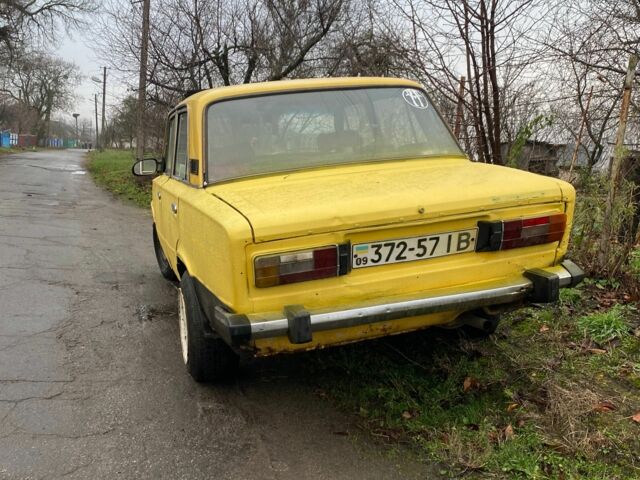 Желтый ВАЗ 2106, объемом двигателя 0 л и пробегом 3 тыс. км за 381 $, фото 3 на Automoto.ua