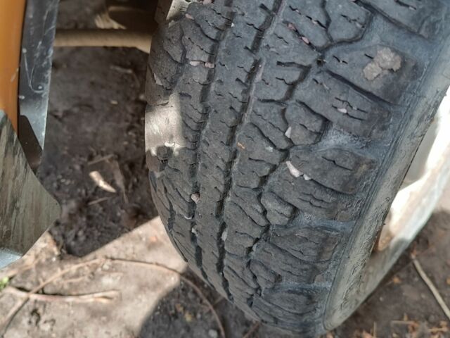 Желтый ВАЗ 2106, объемом двигателя 0 л и пробегом 2 тыс. км за 500 $, фото 5 на Automoto.ua