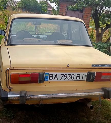 Желтый ВАЗ 2106, объемом двигателя 1.3 л и пробегом 0 тыс. км за 500 $, фото 5 на Automoto.ua