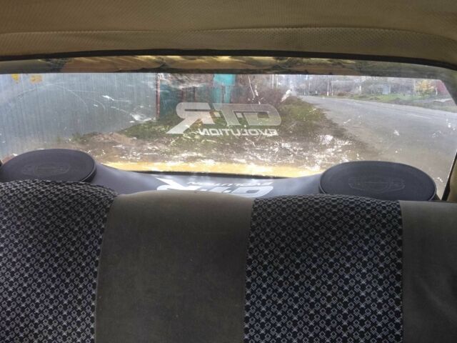 Жовтий ВАЗ 2106, об'ємом двигуна 0 л та пробігом 323 тис. км за 714 $, фото 7 на Automoto.ua