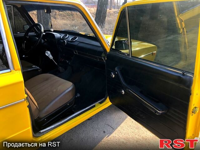 Жовтий ВАЗ 2106, об'ємом двигуна 1.5 л та пробігом 0 тис. км за 1450 $, фото 9 на Automoto.ua