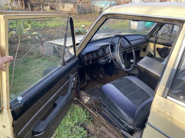 Желтый ВАЗ 2106, объемом двигателя 1.5 л и пробегом 3 тыс. км за 357 $, фото 6 на Automoto.ua