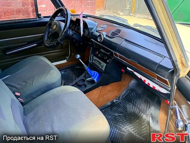 Желтый ВАЗ 2106, объемом двигателя 1.3 л и пробегом 200 тыс. км за 1150 $, фото 8 на Automoto.ua