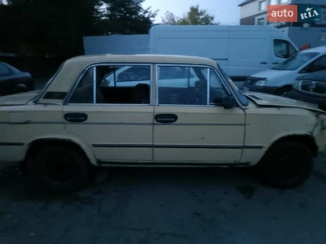 Желтый ВАЗ 2106, объемом двигателя 1.3 л и пробегом 53 тыс. км за 266 $, фото 16 на Automoto.ua