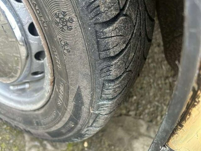 Жовтий ВАЗ 2106, об'ємом двигуна 1.3 л та пробігом 115 тис. км за 1250 $, фото 6 на Automoto.ua