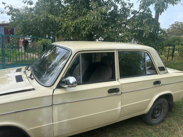 Жовтий ВАЗ 2106, об'ємом двигуна 0 л та пробігом 53 тис. км за 850 $, фото 2 на Automoto.ua