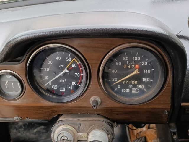 Желтый ВАЗ 2106, объемом двигателя 1.5 л и пробегом 67 тыс. км за 621 $, фото 2 на Automoto.ua