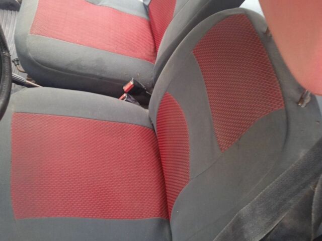 Желтый ВАЗ 2106, объемом двигателя 0 л и пробегом 609 тыс. км за 550 $, фото 2 на Automoto.ua