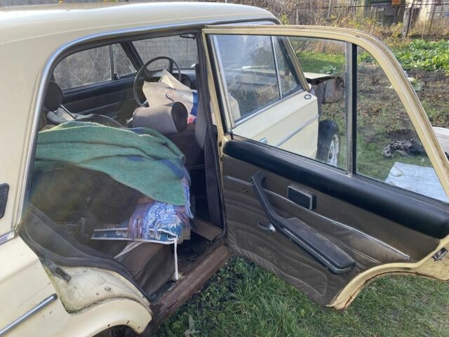 Желтый ВАЗ 2106, объемом двигателя 1.5 л и пробегом 3 тыс. км за 357 $, фото 11 на Automoto.ua