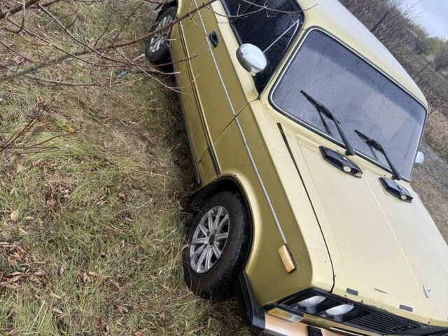 Желтый ВАЗ 2106, объемом двигателя 1.3 л и пробегом 74 тыс. км за 1183 $, фото 2 на Automoto.ua