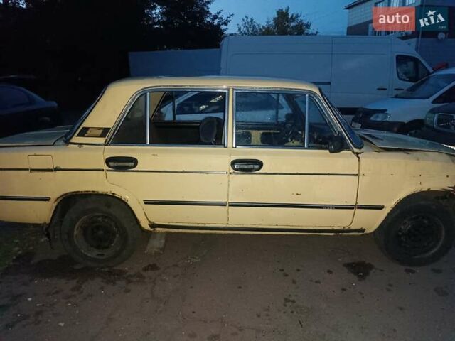 Желтый ВАЗ 2106, объемом двигателя 1.3 л и пробегом 53 тыс. км за 266 $, фото 15 на Automoto.ua
