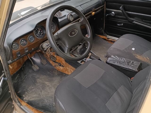 Желтый ВАЗ 2106, объемом двигателя 1.5 л и пробегом 67 тыс. км за 621 $, фото 4 на Automoto.ua