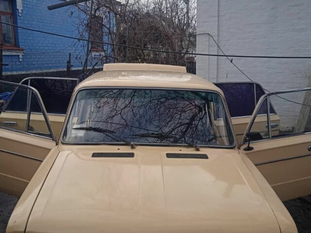 Желтый ВАЗ 2106, объемом двигателя 0 л и пробегом 609 тыс. км за 550 $, фото 5 на Automoto.ua
