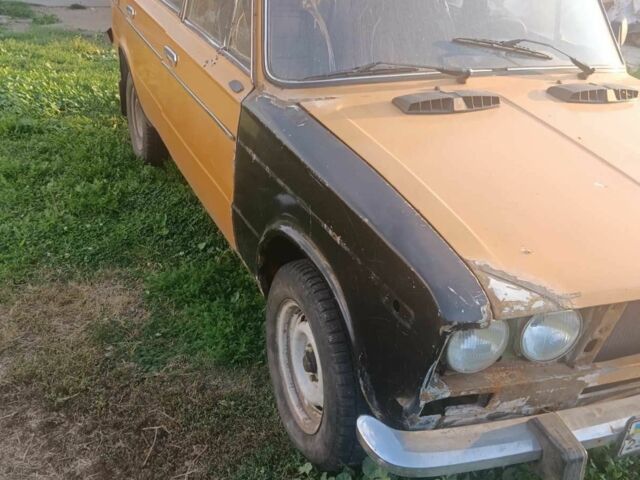 Желтый ВАЗ 2106, объемом двигателя 0 л и пробегом 1000 тыс. км за 300 $, фото 5 на Automoto.ua