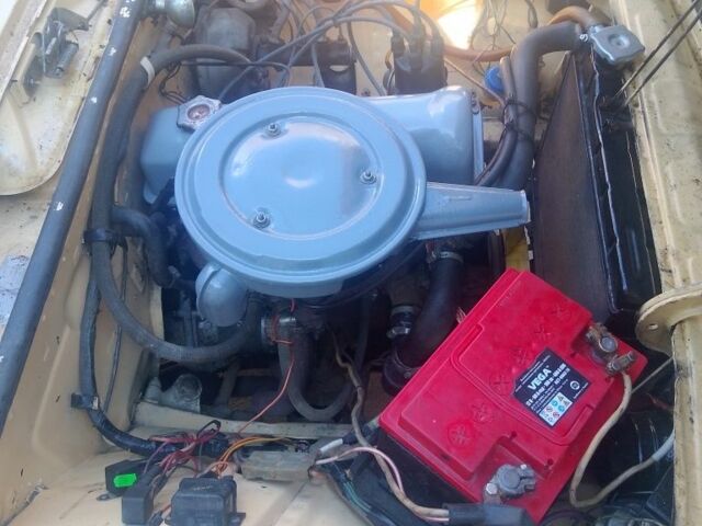 Желтый ВАЗ 2106, объемом двигателя 1 л и пробегом 80 тыс. км за 1429 $, фото 6 на Automoto.ua