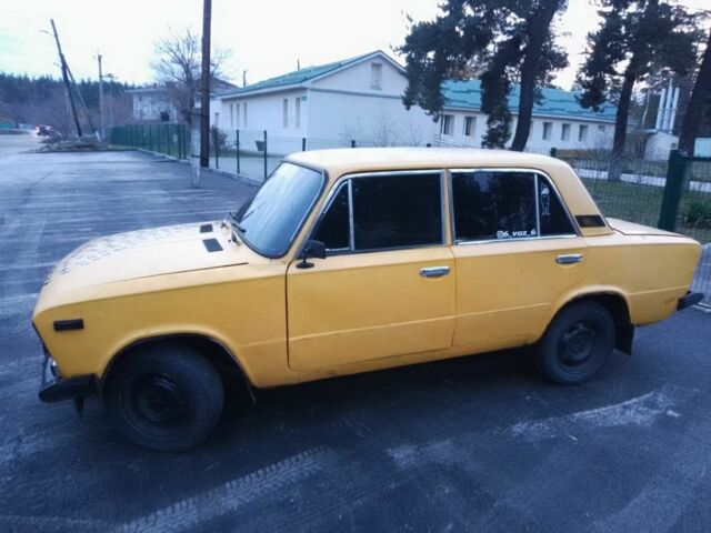 Желтый ВАЗ 2106, объемом двигателя 1 л и пробегом 2 тыс. км за 597 $, фото 2 на Automoto.ua
