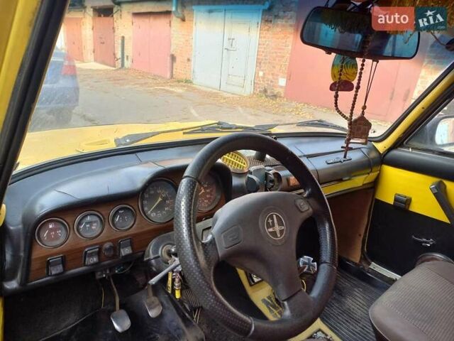 Желтый ВАЗ 2106, объемом двигателя 1.3 л и пробегом 200 тыс. км за 900 $, фото 5 на Automoto.ua