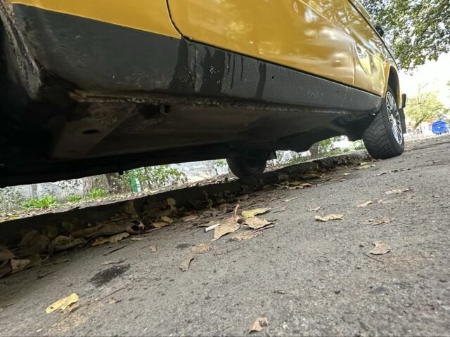 ВАЗ 2106 1988 в Одессе на Automoto.ua Желтый ВАЗ 2106, объемом двигателя 1.3 л и пробегом 98 тыс. км за 1500 $, фото 6 на Automoto.ua