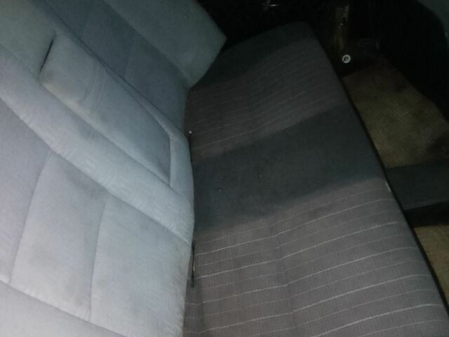 Желтый ВАЗ 2106, объемом двигателя 1 л и пробегом 2 тыс. км за 597 $, фото 5 на Automoto.ua