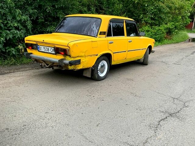Желтый ВАЗ 2106, объемом двигателя 1.5 л и пробегом 300 тыс. км за 500 $, фото 2 на Automoto.ua