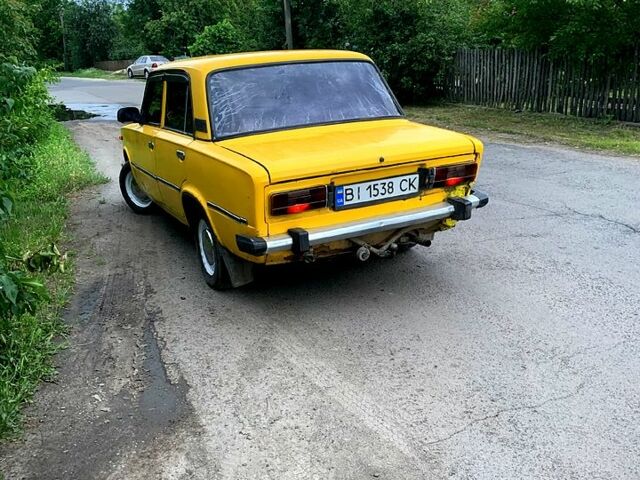 Желтый ВАЗ 2106, объемом двигателя 1.5 л и пробегом 300 тыс. км за 500 $, фото 3 на Automoto.ua