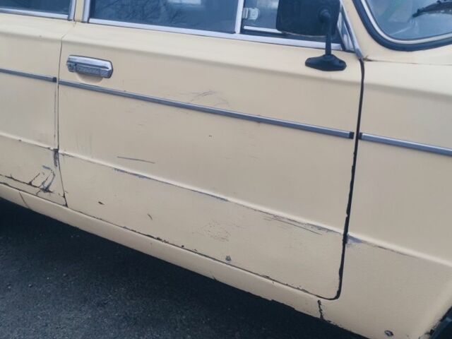 Желтый ВАЗ 2106, объемом двигателя 1.3 л и пробегом 50 тыс. км за 1000 $, фото 9 на Automoto.ua