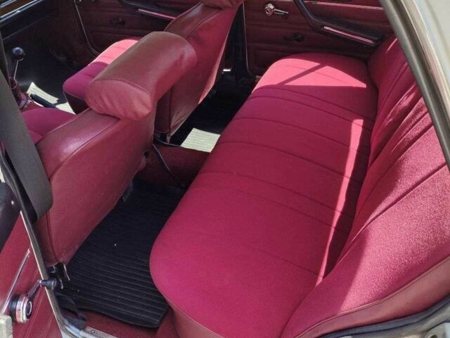 Жовтий ВАЗ 2106, об'ємом двигуна 1.5 л та пробігом 148 тис. км за 1000 $, фото 6 на Automoto.ua