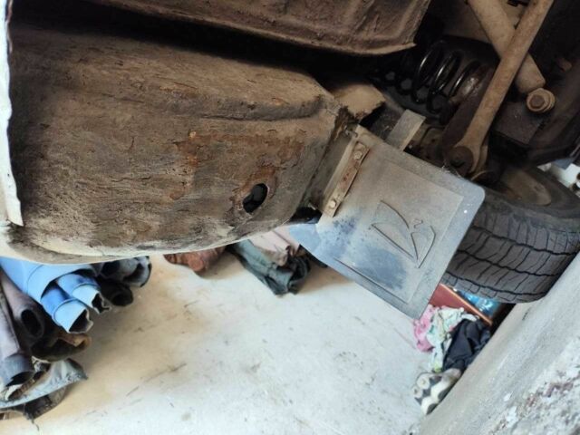 Жовтий ВАЗ 2106, об'ємом двигуна 1.5 л та пробігом 148 тис. км за 1000 $, фото 15 на Automoto.ua