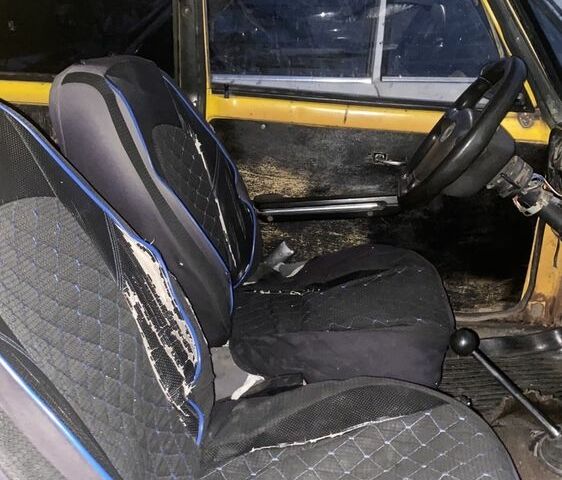 Желтый ВАЗ 2106, объемом двигателя 1.3 л и пробегом 200 тыс. км за 400 $, фото 2 на Automoto.ua