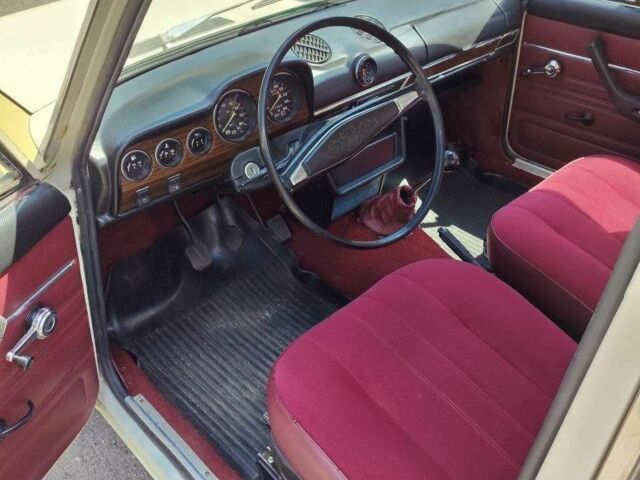 Жовтий ВАЗ 2106, об'ємом двигуна 1.5 л та пробігом 148 тис. км за 1000 $, фото 5 на Automoto.ua