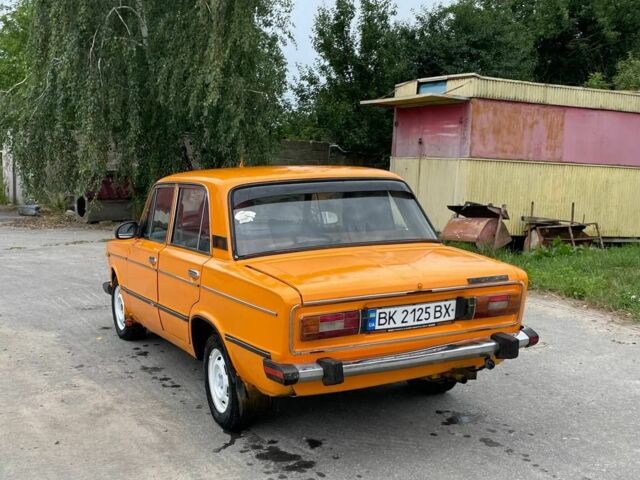 Желтый ВАЗ 2106, объемом двигателя 1.3 л и пробегом 25 тыс. км за 600 $, фото 3 на Automoto.ua
