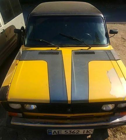 Желтый ВАЗ 2106, объемом двигателя 1.6 л и пробегом 0 тыс. км за 550 $, фото 1 на Automoto.ua