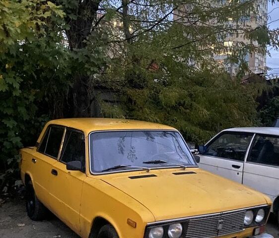 Желтый ВАЗ 2106, объемом двигателя 1.3 л и пробегом 200 тыс. км за 400 $, фото 1 на Automoto.ua